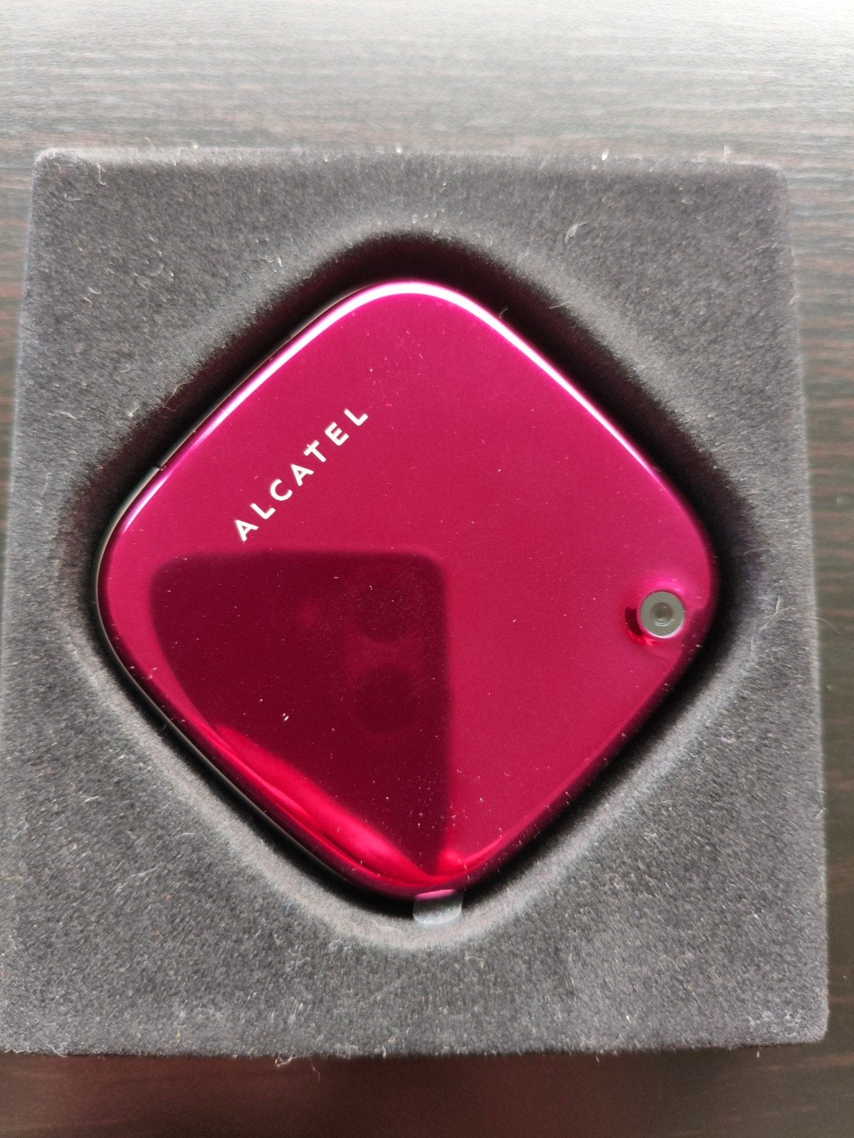 Nieuw! Alcatel One Touch 810 - Roze Inklaptelefoon met QWER, Ophalen of Verzenden, Nieuw, Inklapmodel