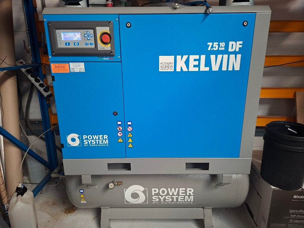 Kelvin schroefcompressor, Doe-het-zelf en Verbouw, Ophalen, 800 liter/min of meer, Zo goed als nieuw, 10 bar of meer