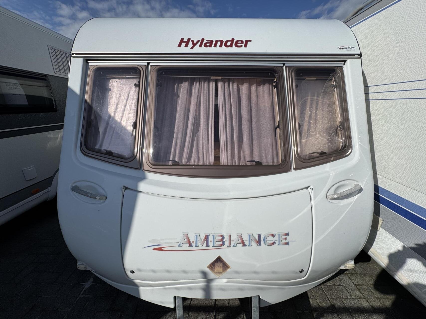 Foto 15 van HYLANDER AMBIANCE 410, ENKELEN BEDDEN, MOVER, VOORTENT