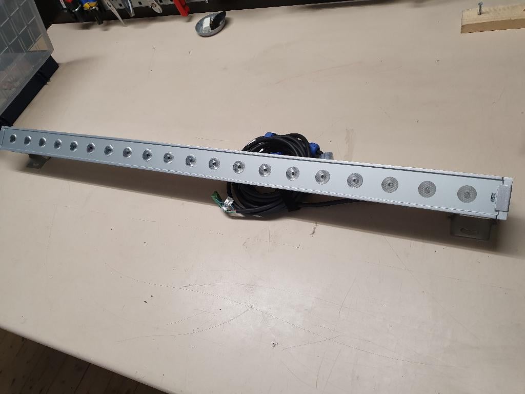 Artecta Glasgow RGB LED bar, Muziek en Instrumenten, Ophalen of Verzenden, Zo goed als nieuw, Licht, Kleur