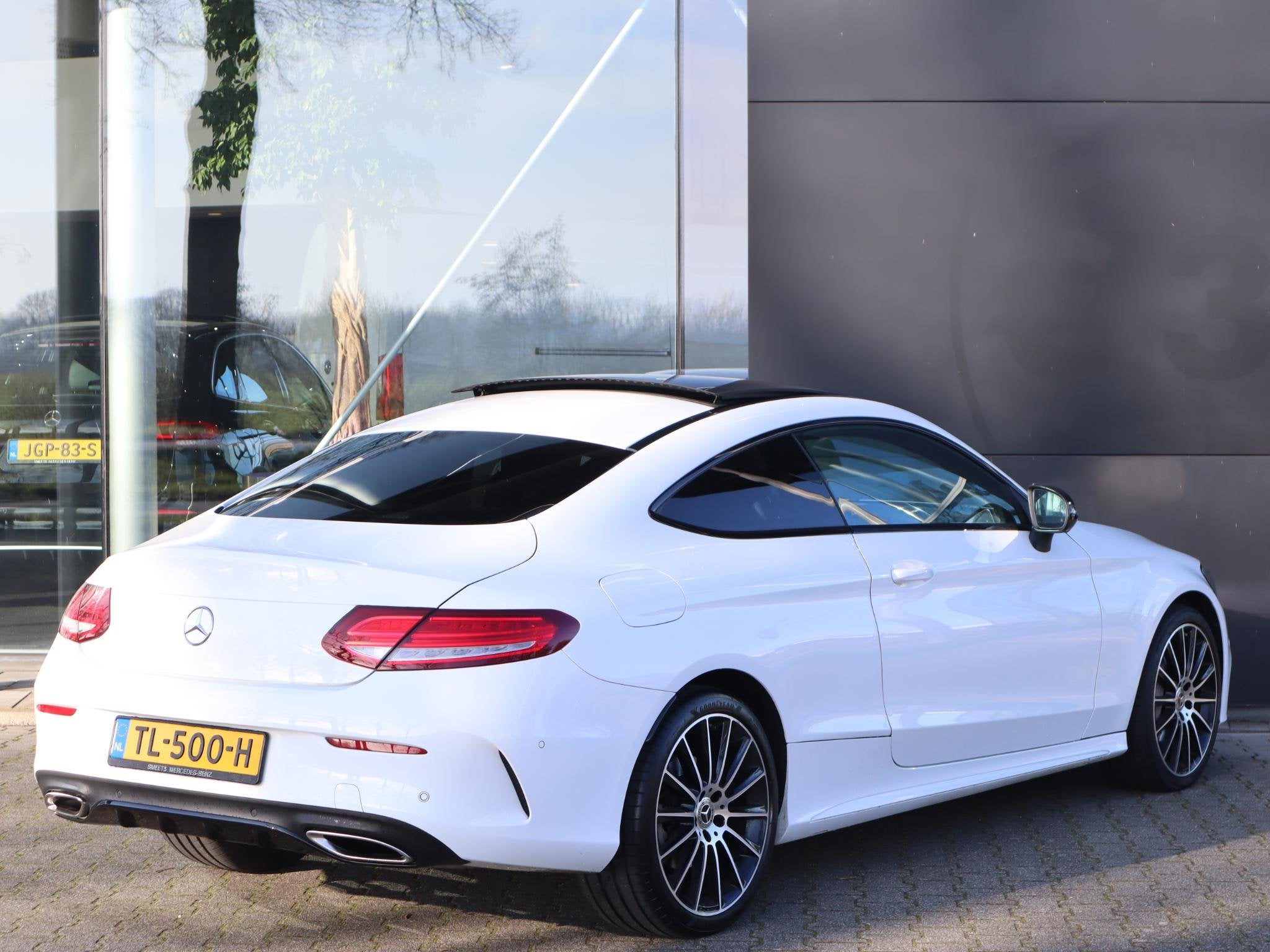 Mercedes-Benz C-klasse Coupé 300 Prestige, Auto's, Mercedes-Benz, 12 maanden, 4 cilinders, 4 stoelen, 1465 kg