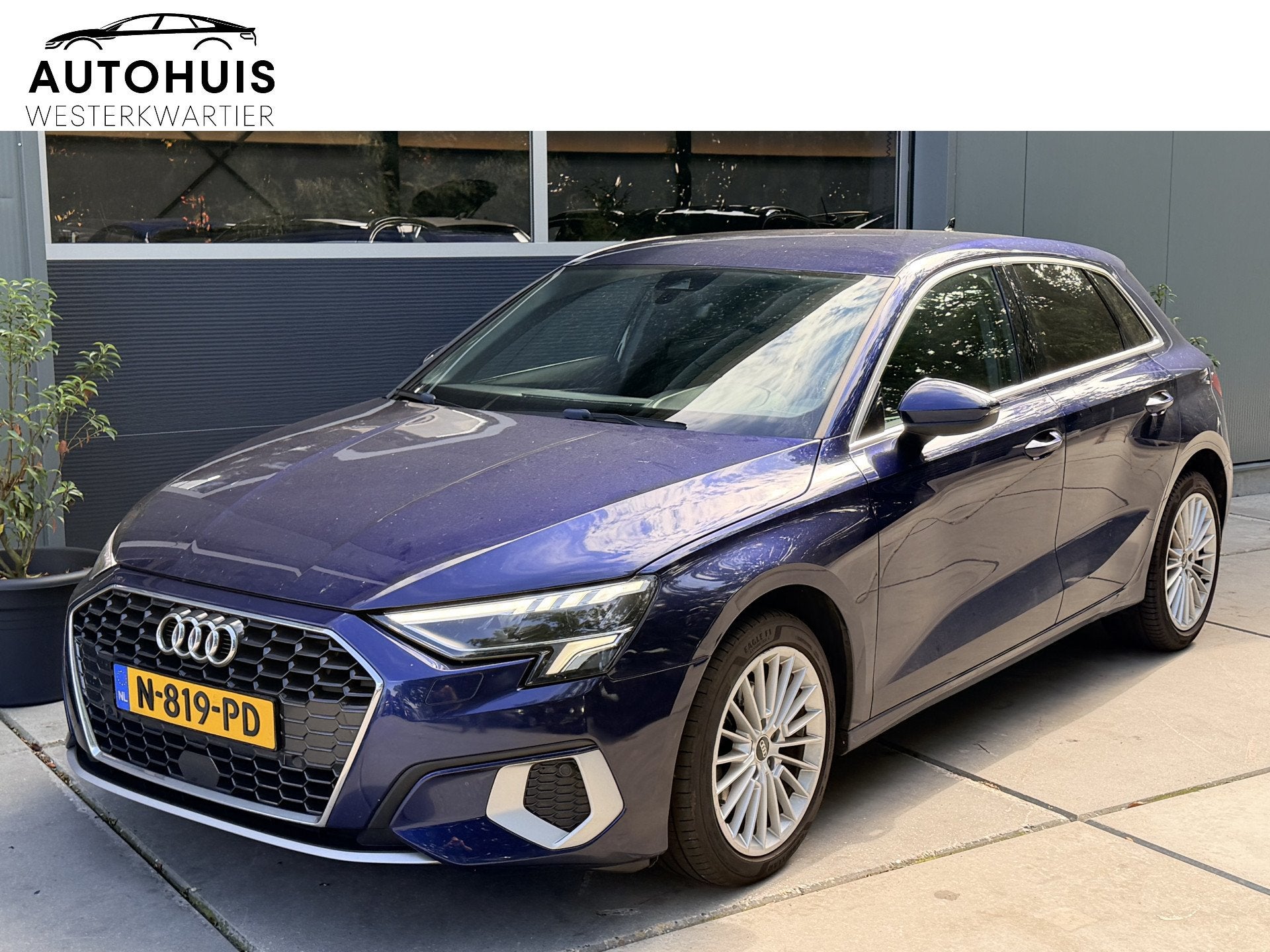 Audi A3 Sportback 30 TFSI Automaat Advanced edition Navigati, Met garantie (alle), Blauw, 23 km/l, Origineel Nederlands