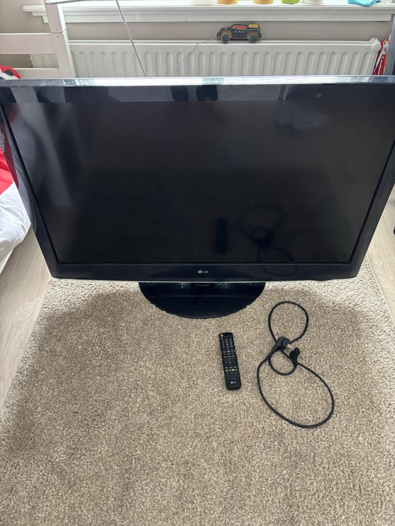 LG 47LD420 Full HD LCD TV - 119 cm (47 inch), Ophalen, Gebruikt, 50 Hz, LCD