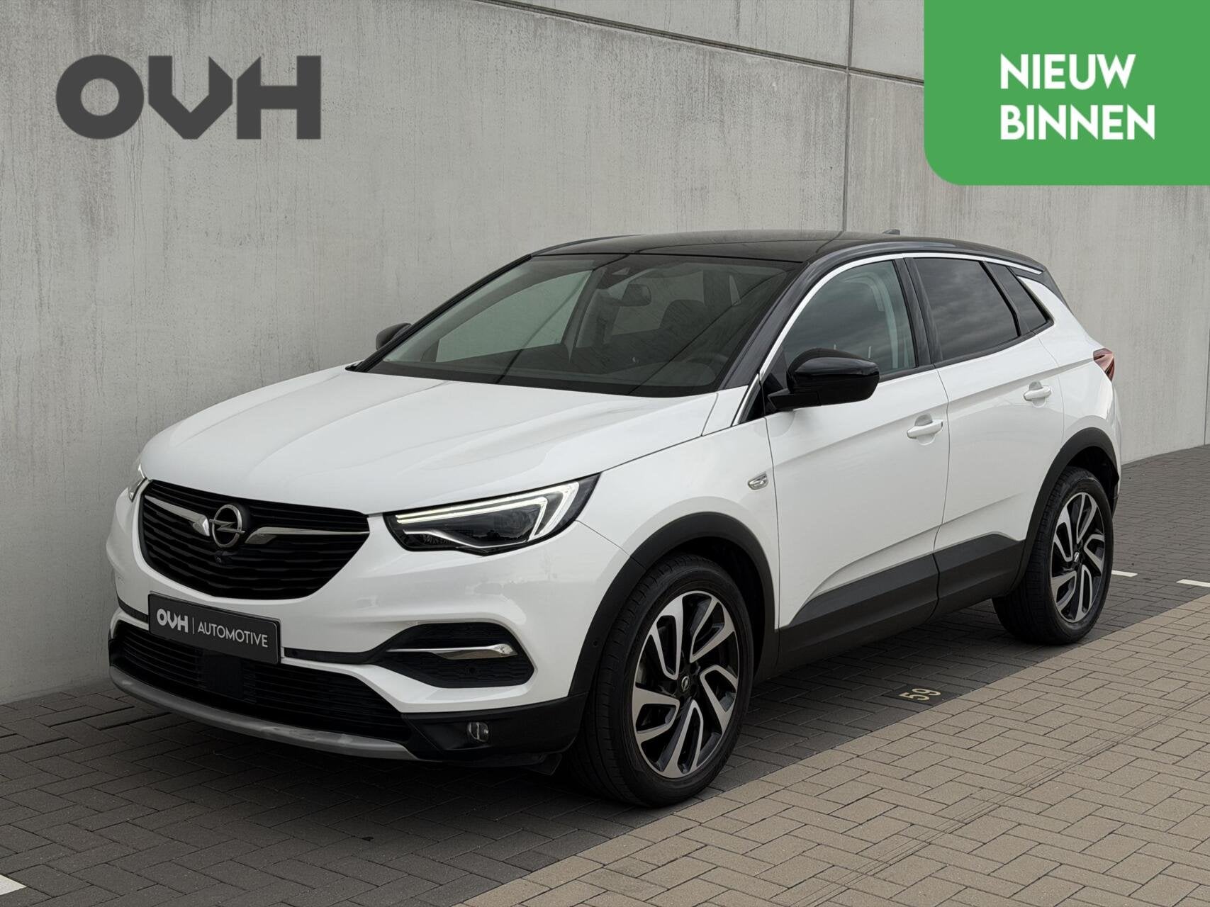 Opel Grandland X 1.2 Ultimate | Pano | Leder | Stoelvent, Auto's, Opel, Gebruikt, 1199 cc, Wit, Leder
