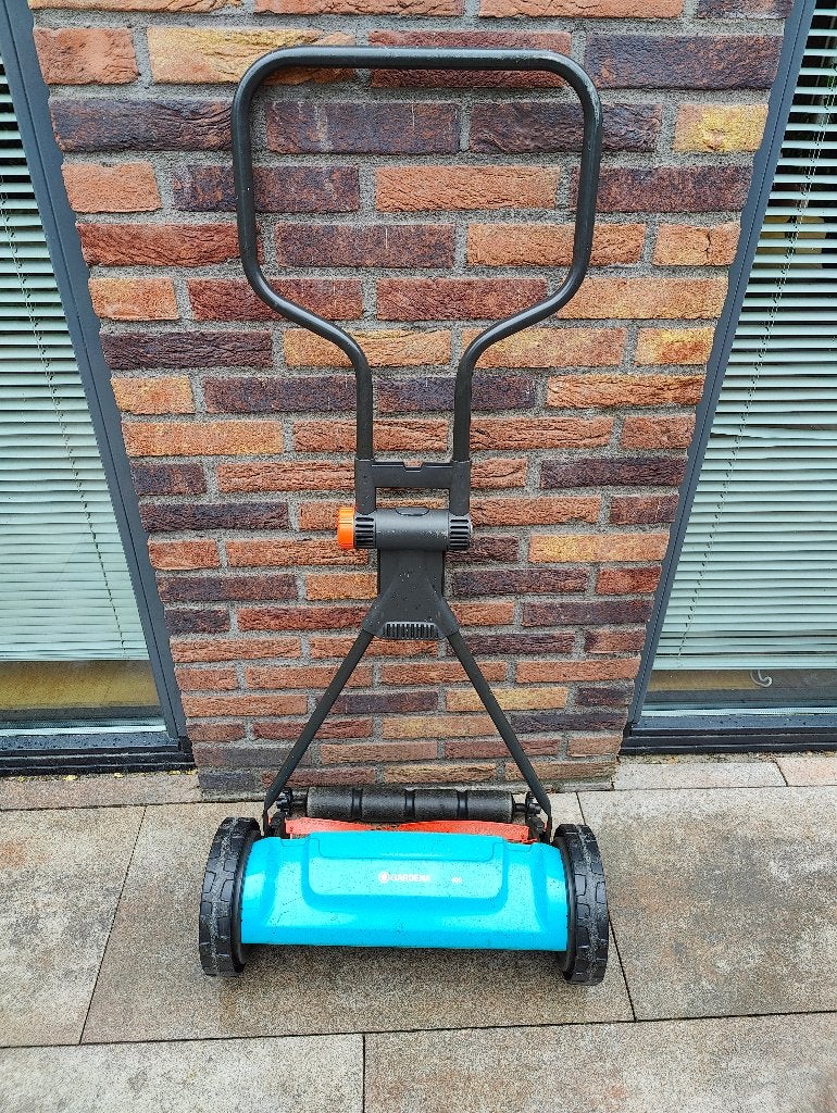 Gardena handgrasmaaier, Tuin en Terras, Grasmaaiers, Ophalen, Gebruikt, Handgrasmaaier, 30 t/m 39 cm