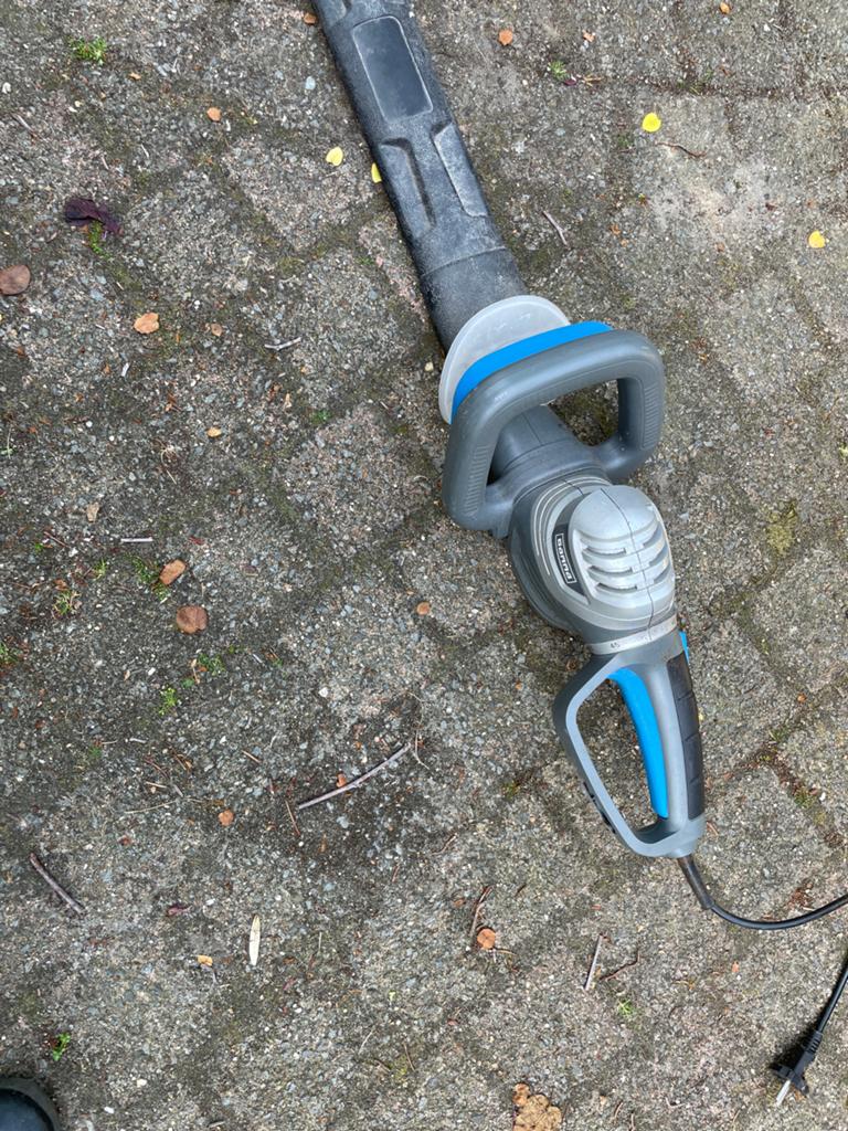 Elektrische heggenschaar op steel - GAMMA HS-550M-2, Tuin en Terras, Ophalen of Verzenden, Gebruikt, Elektrisch