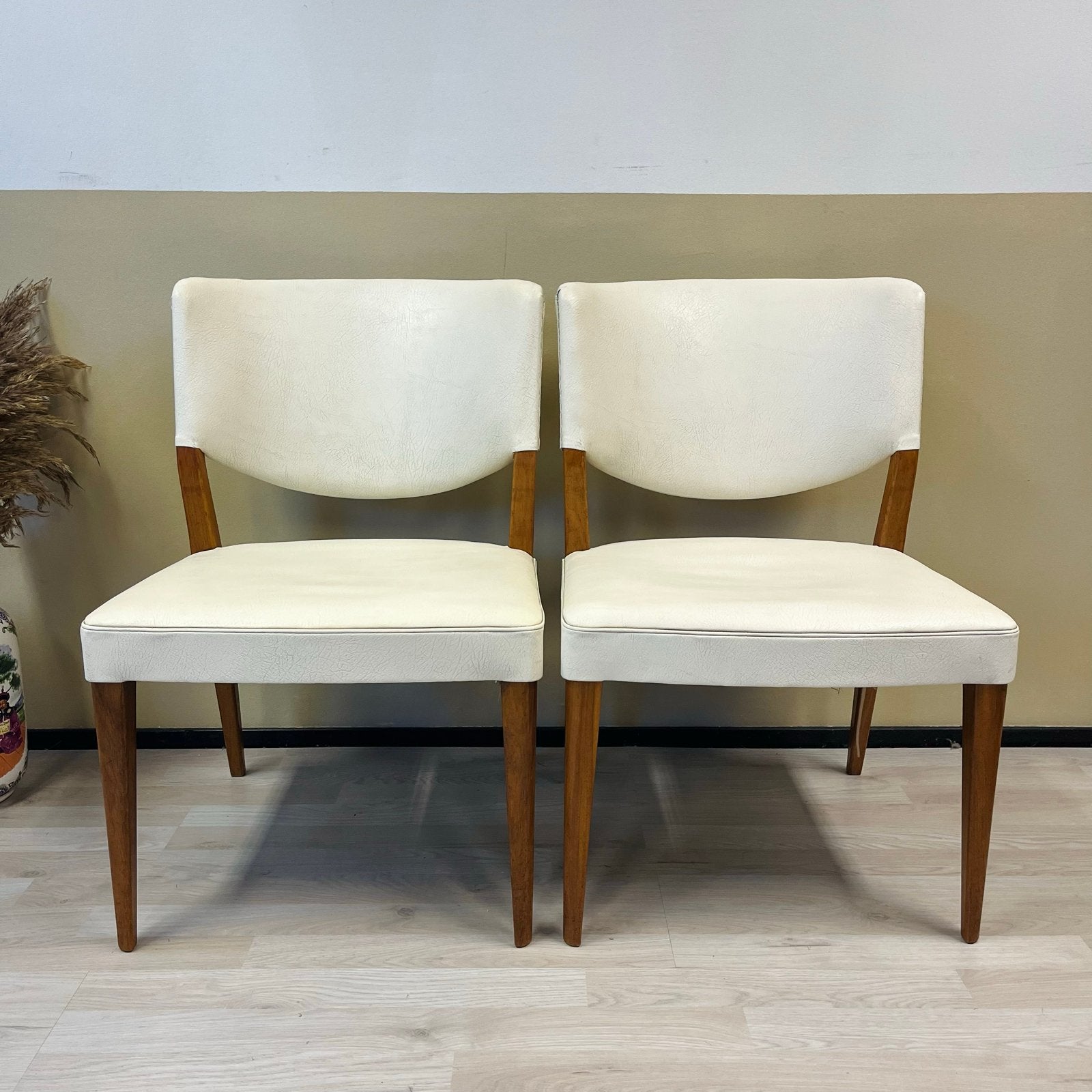 Mooie Set vintage Mid-Century Fauteuils stoelen Wit skaileer, Ophalen, Gebruikt, 75 tot 100 cm, 50 tot 75 cm