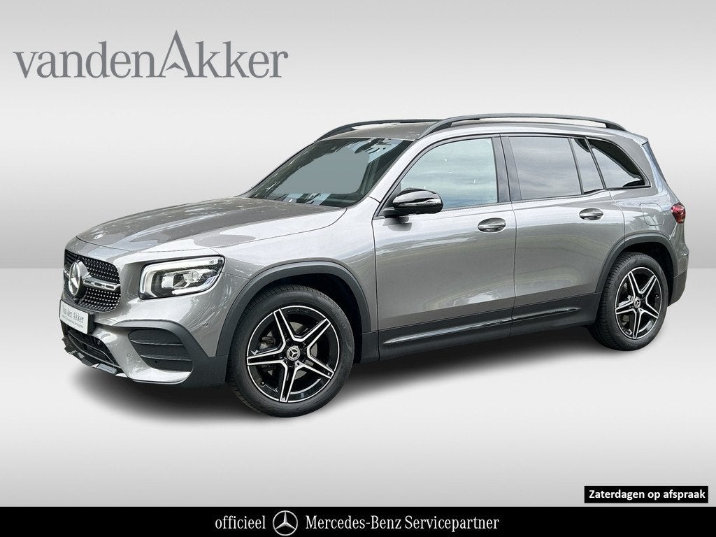 Mercedes-Benz GLB 200 AMG // Trekhaak // 360 Camera // Night, Auto's, Mercedes-Benz, 12 maanden, 4 cilinders, 14 km/l, Bedrijf
