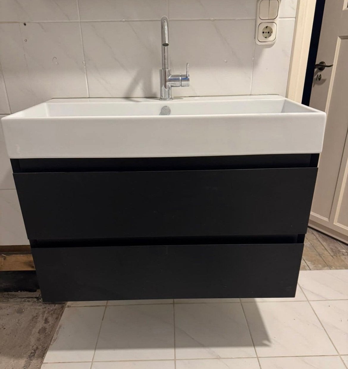 Wastafel met kast, Ophalen, 50 tot 100 cm, Zo goed als nieuw, Minder dan 100 cm
