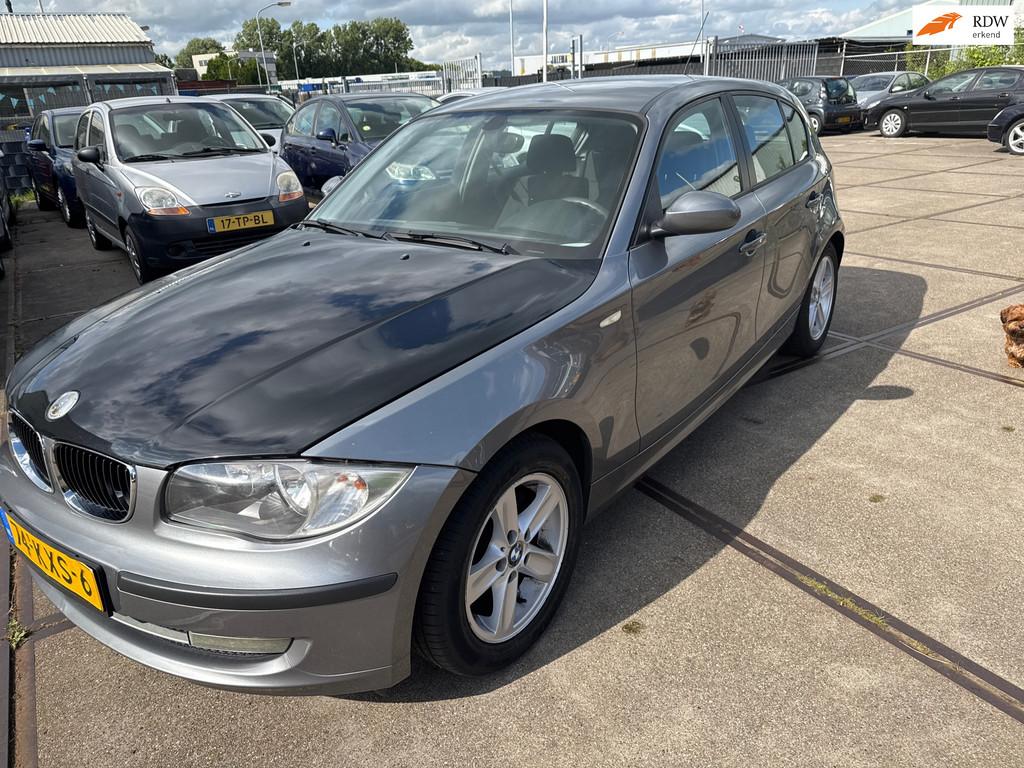BMW 1-serie 116i Corporate Inruil Mogelijk, Auto's, BMW, 1-Serie, Electronic Stability Program (ESP), Achterwielaandrijving, Gebruikt