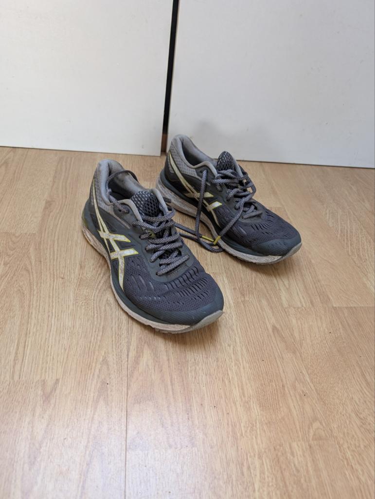 Asics hardloopschoenen 39 valt als 38, Ophalen of Verzenden, Gebruikt, Schoenen