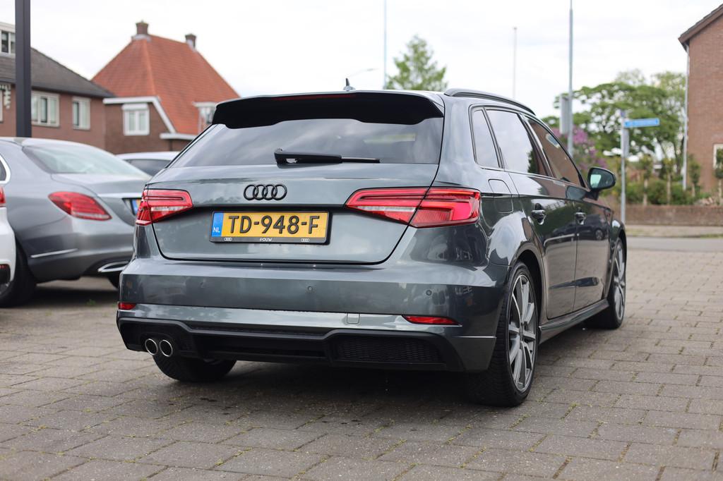 Audi A3 Sportback 1.5 TFSI S-LINE I AUT I B&O I 18 INCH, Gebruikt, Euro 6, 150 pk, Leder en Stof