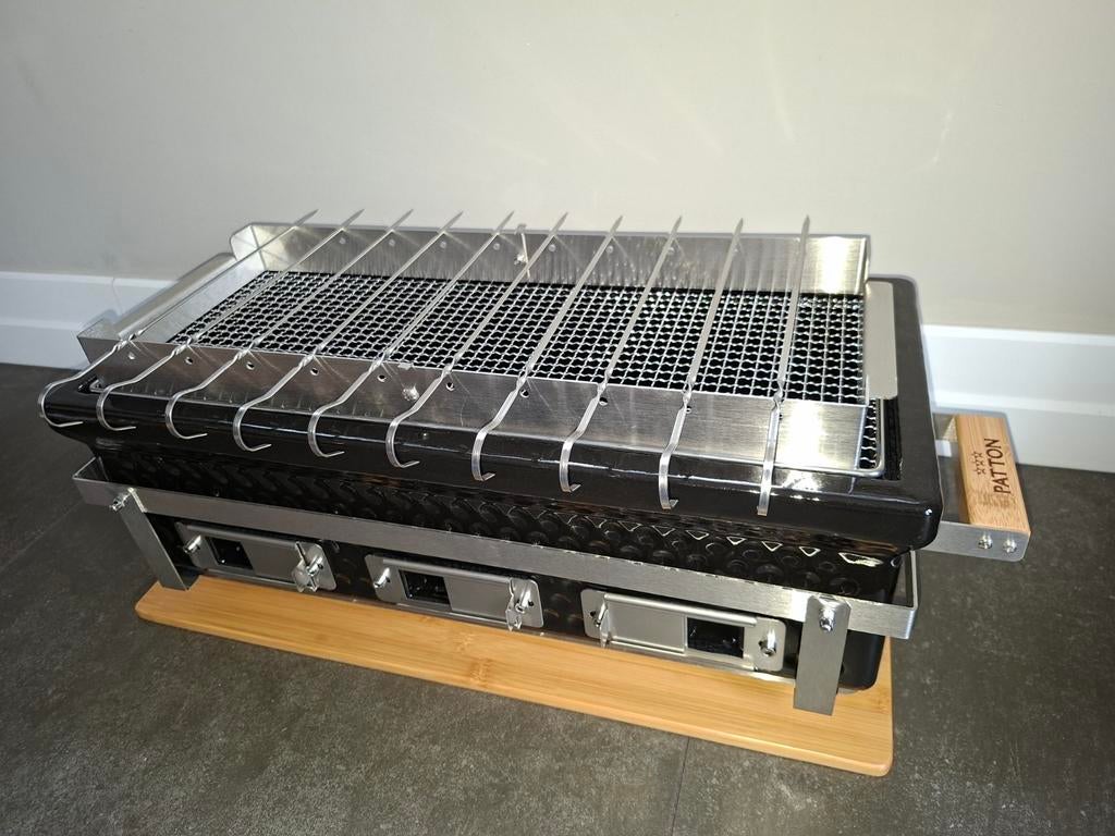 Nieuwe keramische Patton Kamado tafel grill op kolen 8 pers, Tuin en Terras, Houtskoolbarbecues, Ophalen, Nieuw, Patton, Met accessoires
