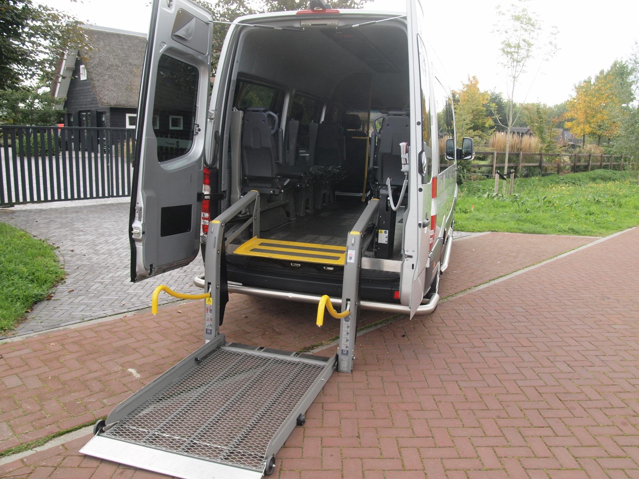 Mercedes-Benz Sprinter 314 2.2 CDI 366 HD | Rolstoelbus | Ca, Automaat, Dealer onderhouden, Gebruikt, 2000 kg