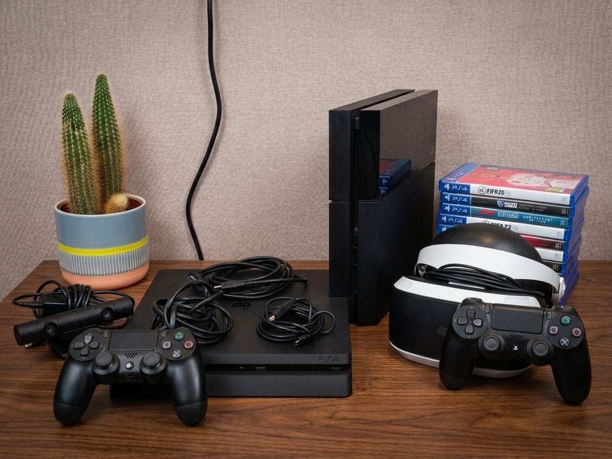 2x PS4 met 2 controllers, VR-set en gratis games, Ophalen of Verzenden, Met 2 controllers, Original