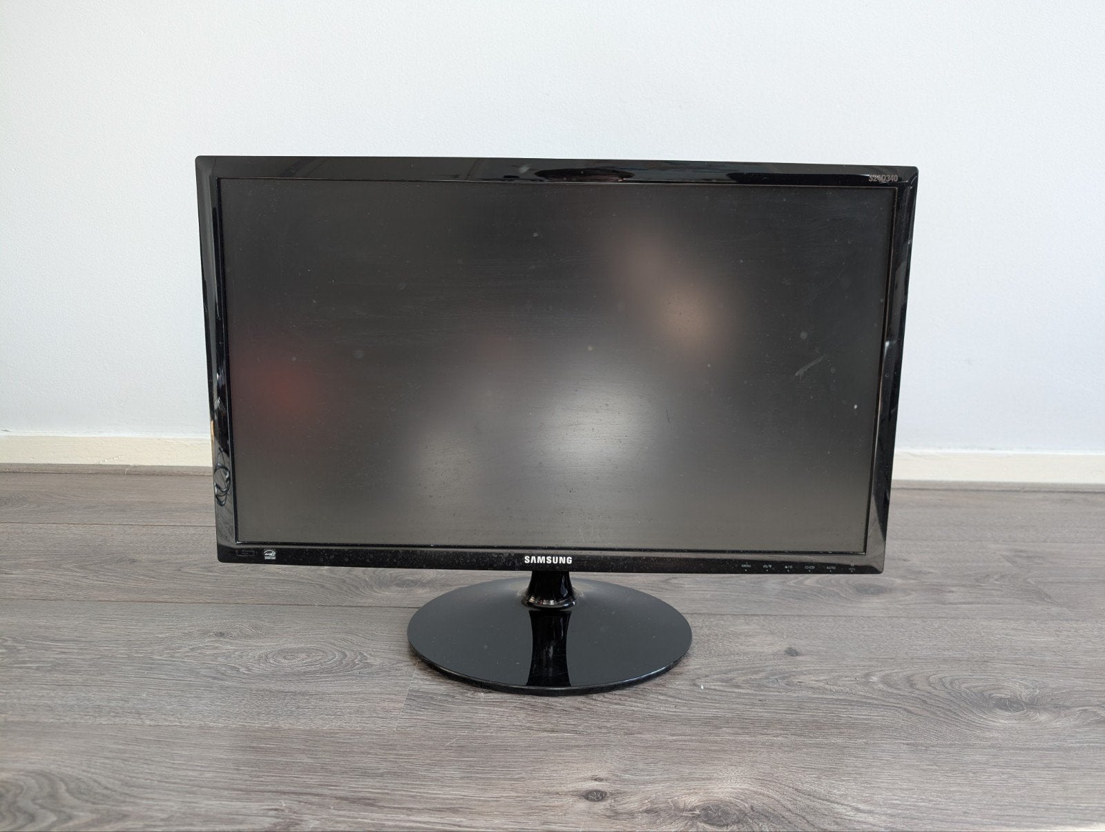 Samsung monitor 24 inch, Computers en Software, Ophalen, Gebruikt, DisplayPort, Full HD