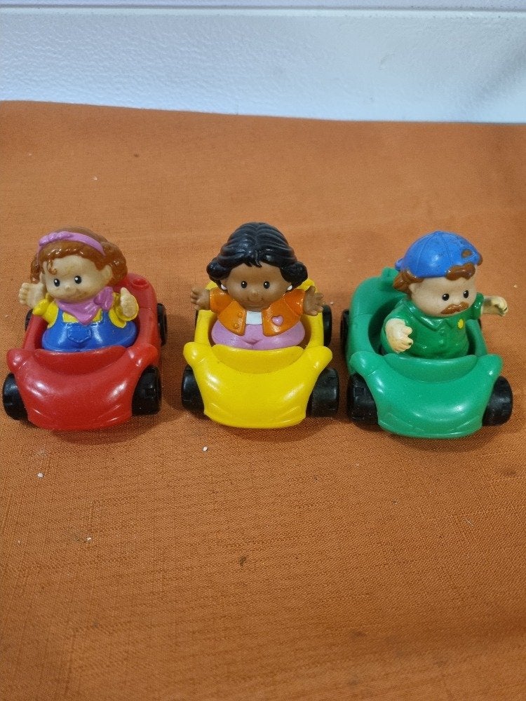 speelgoed auto’s met poppetje 3x, Ophalen of Verzenden, 'T Olde Gre-j, Info@toldegrej.nl, Endepoelstraat 20f Didam