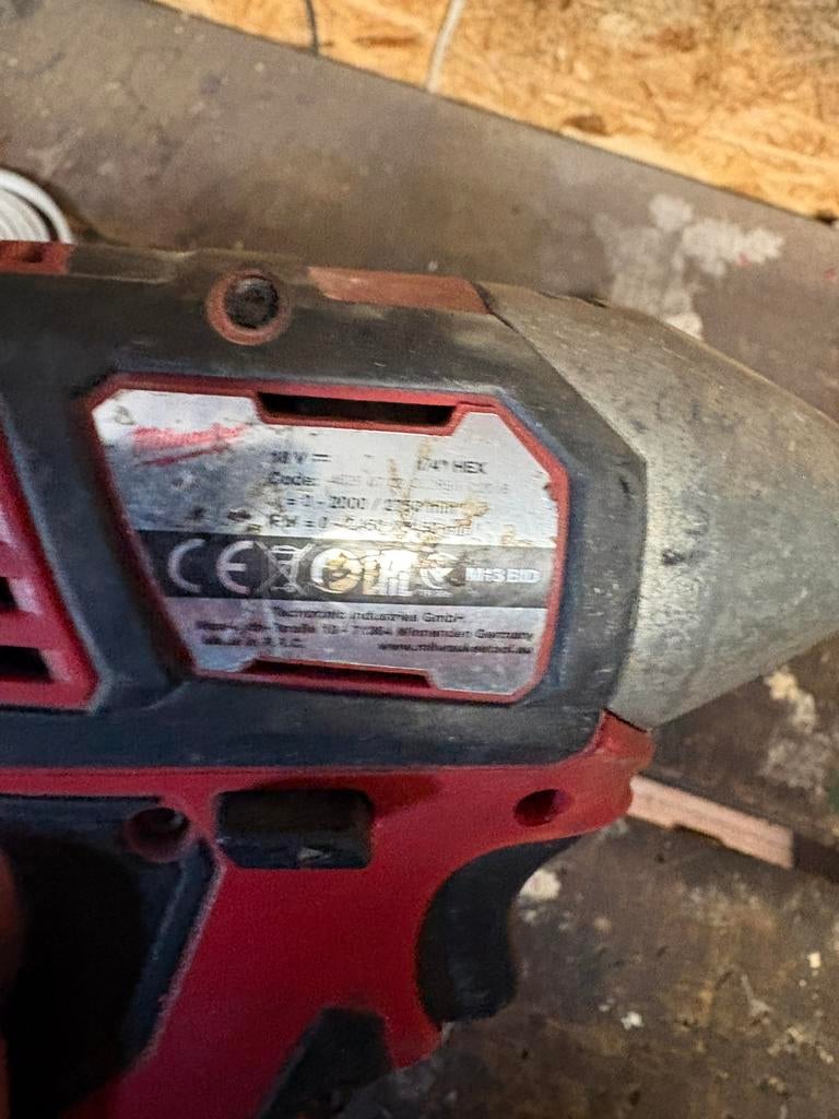 Milwaukee slag schroevendraaier, Doe-het-zelf en Verbouw, Gereedschap | Boormachines, Ophalen, Zo goed als nieuw, Boor- en Schroefmachine