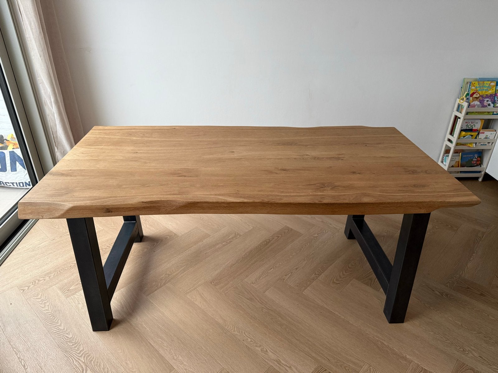Boomstam eettafel met A-poot onderstel, Ophalen, Eikenhout, 50 tot 100 cm, Zo goed als nieuw
