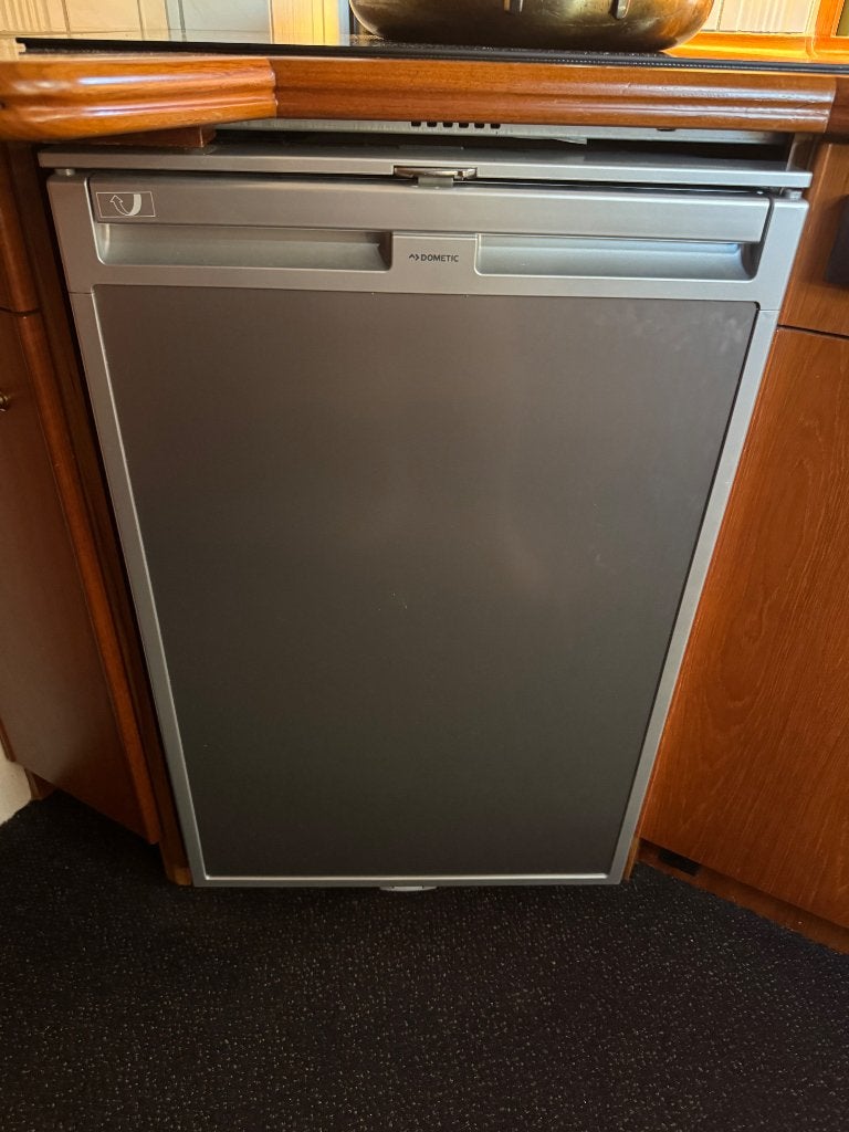 Dometic CRX140 koelkast, Ophalen, Zo goed als nieuw, Kombuis en Sanitair, Zeilboot of Motorboot