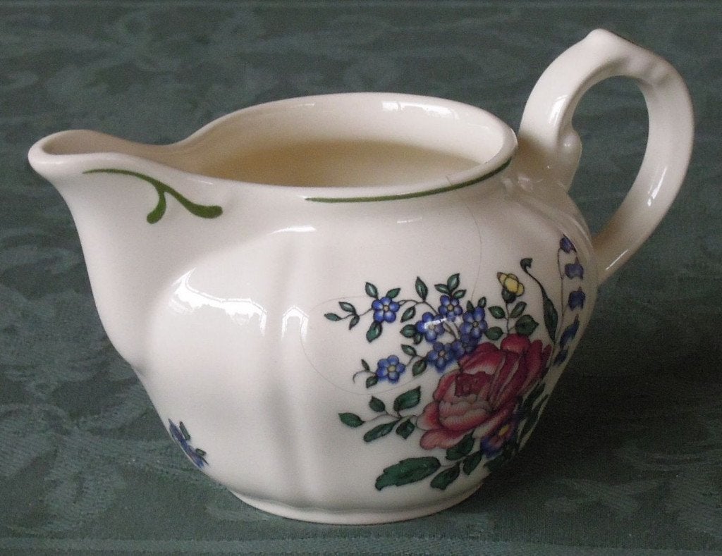 Nr M104: 1 Villeroy en Boch Alt Strassburg melkkannetje, Antiek en Kunst, Ophalen of Verzenden