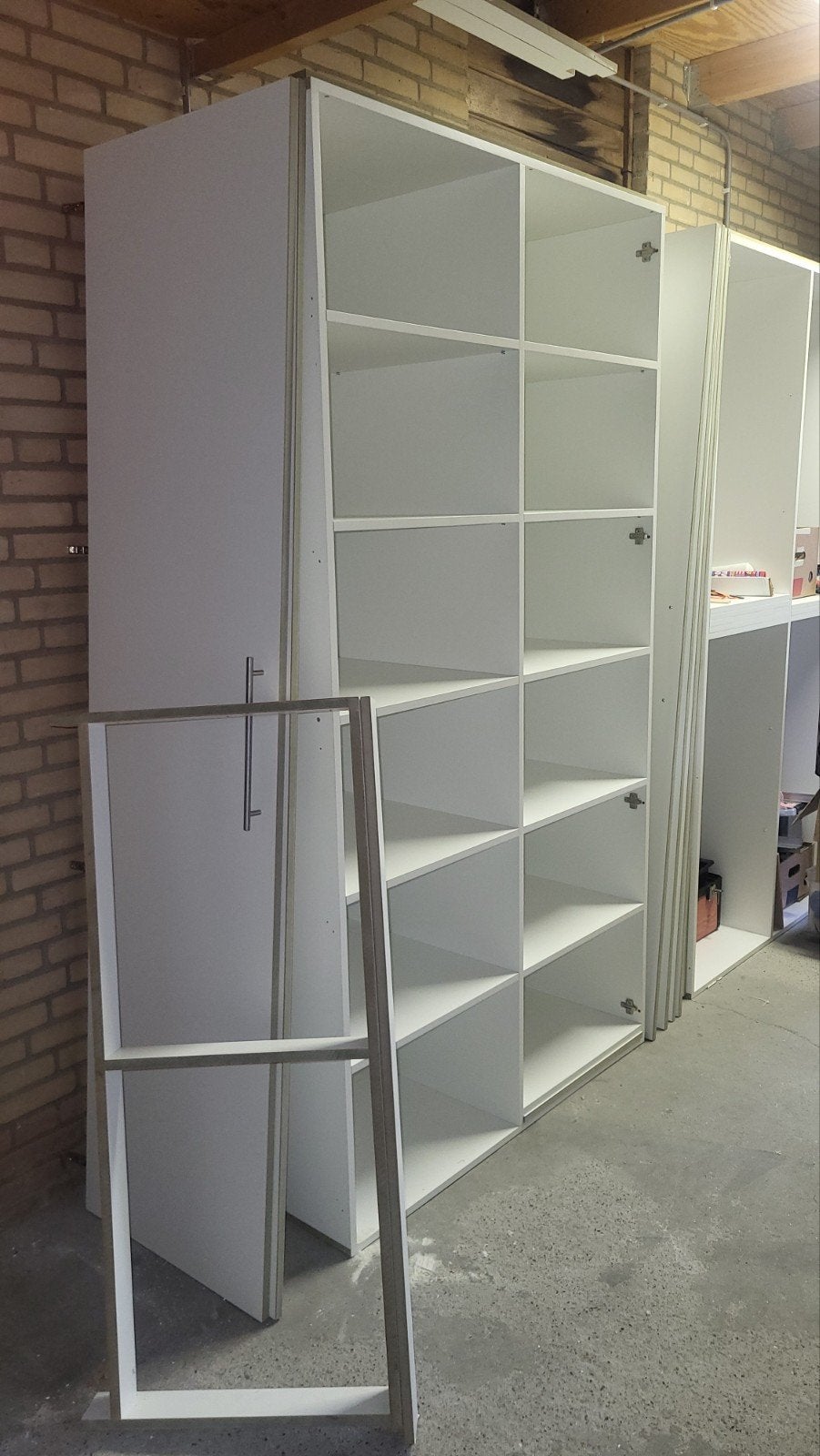 Grote MDF Kast met Onderstel - 222x120x59 cm, Ophalen, 50 tot 75 cm, 100 tot 150 cm
