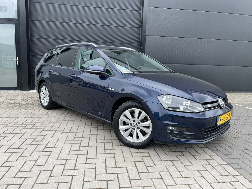 Volkswagen Golf Variant 115pk Camera Navi Clima NL Ruim!, Auto's, Voorwielaandrijving, Navigatiesysteem, Stof, Zwart
