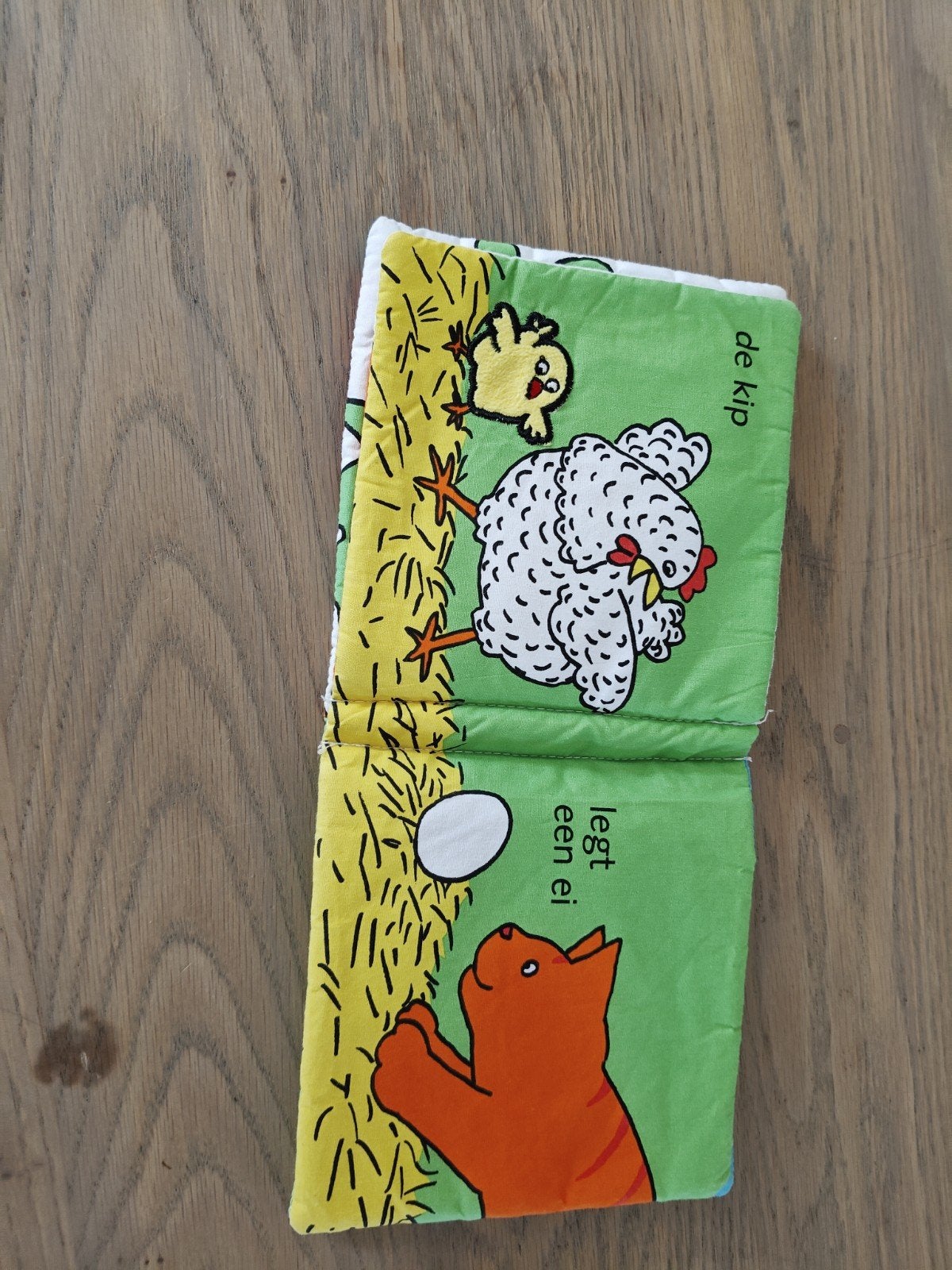 Dikkie Dik op de boerderij stoffen boekje, Jet Boeke, Ophalen of Verzenden, Uitklap-, Voel- of Ontdekboek, 0 tot 6 maanden