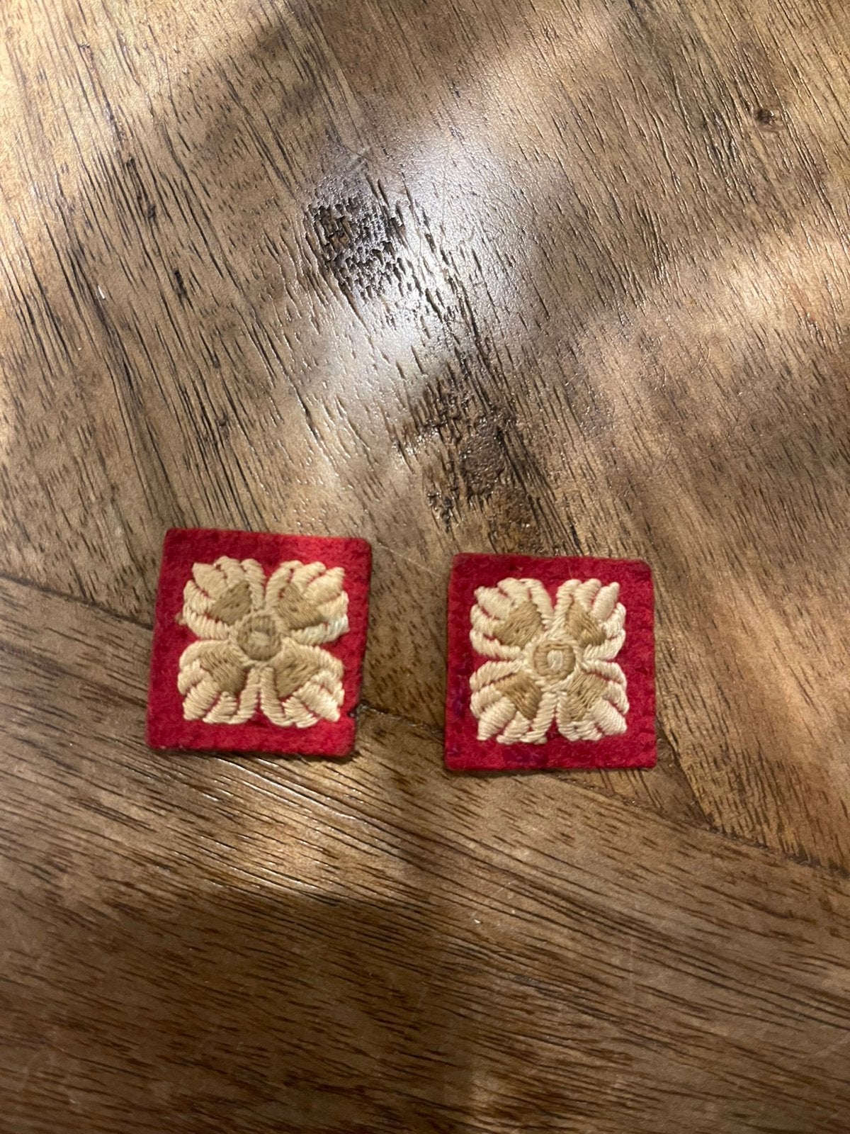 Originele WW2 Officer Rank Pips RAMC WW2, Verzamelen, Ophalen of Verzenden, Luchtmacht, Engeland, Embleem of Badge