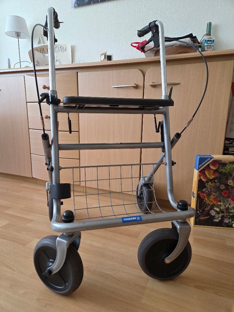 Rollator Quatro, Ophalen, Gebruikt