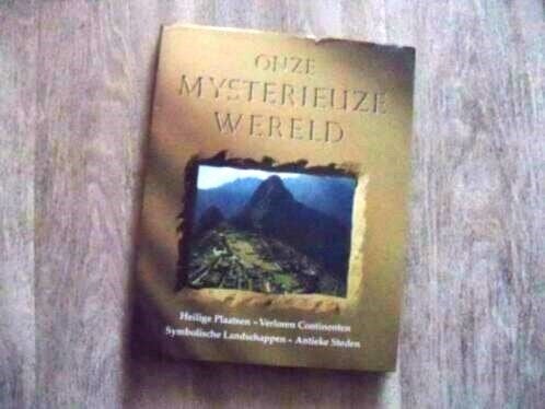 Onze mysterieuze wereld, Ophalen of Verzenden, Zo goed als nieuw, Natuur algemeen, Jennifer Westwood