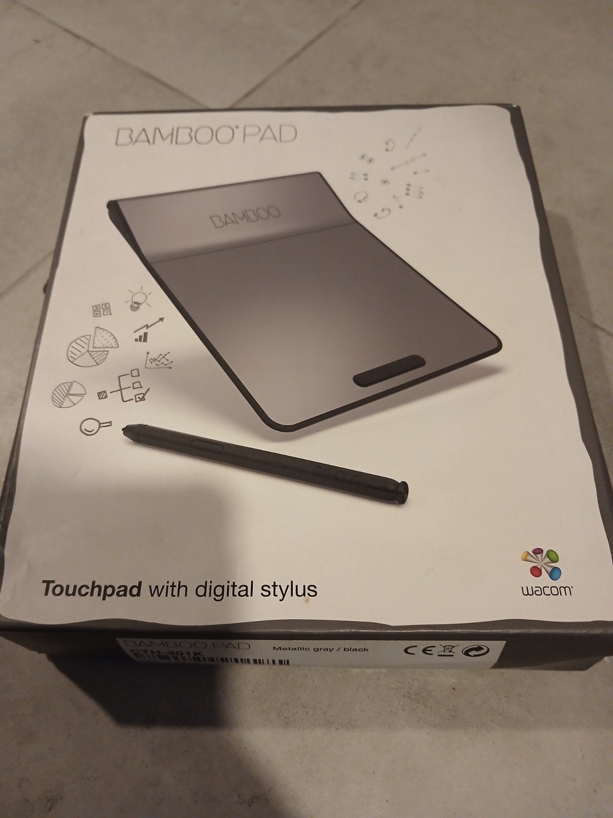 Wacom Bamboo Pad CTH-301K Touchpad met Stylus, Computers en Software, Multi-touch, Ophalen of Verzenden, Zo goed als nieuw, Draadloos