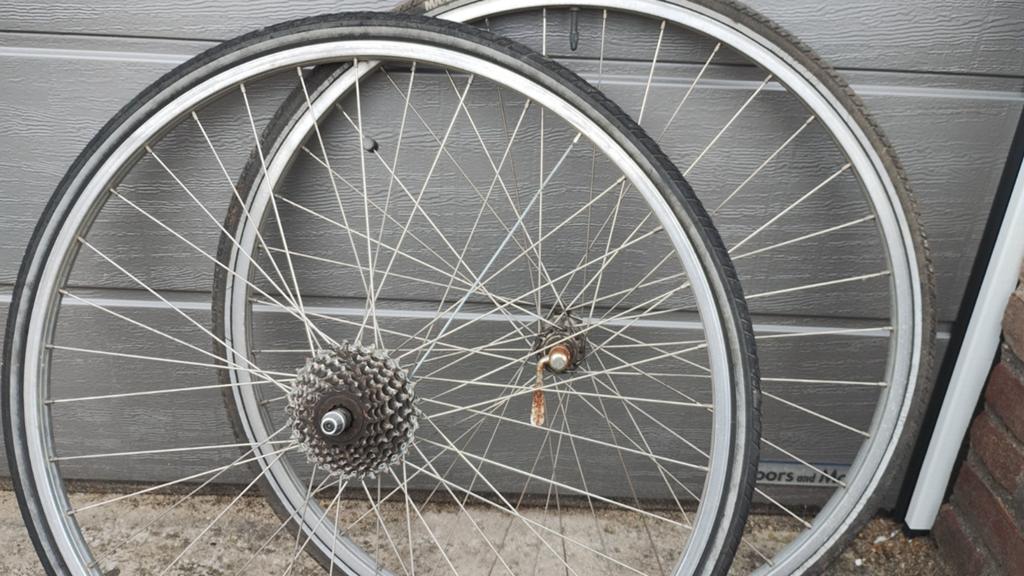 Wielset voor toerfiets aluminium velgen met 7 versnellingen, Fietsen en Brommers, Ophalen, Gebruikt, Aray