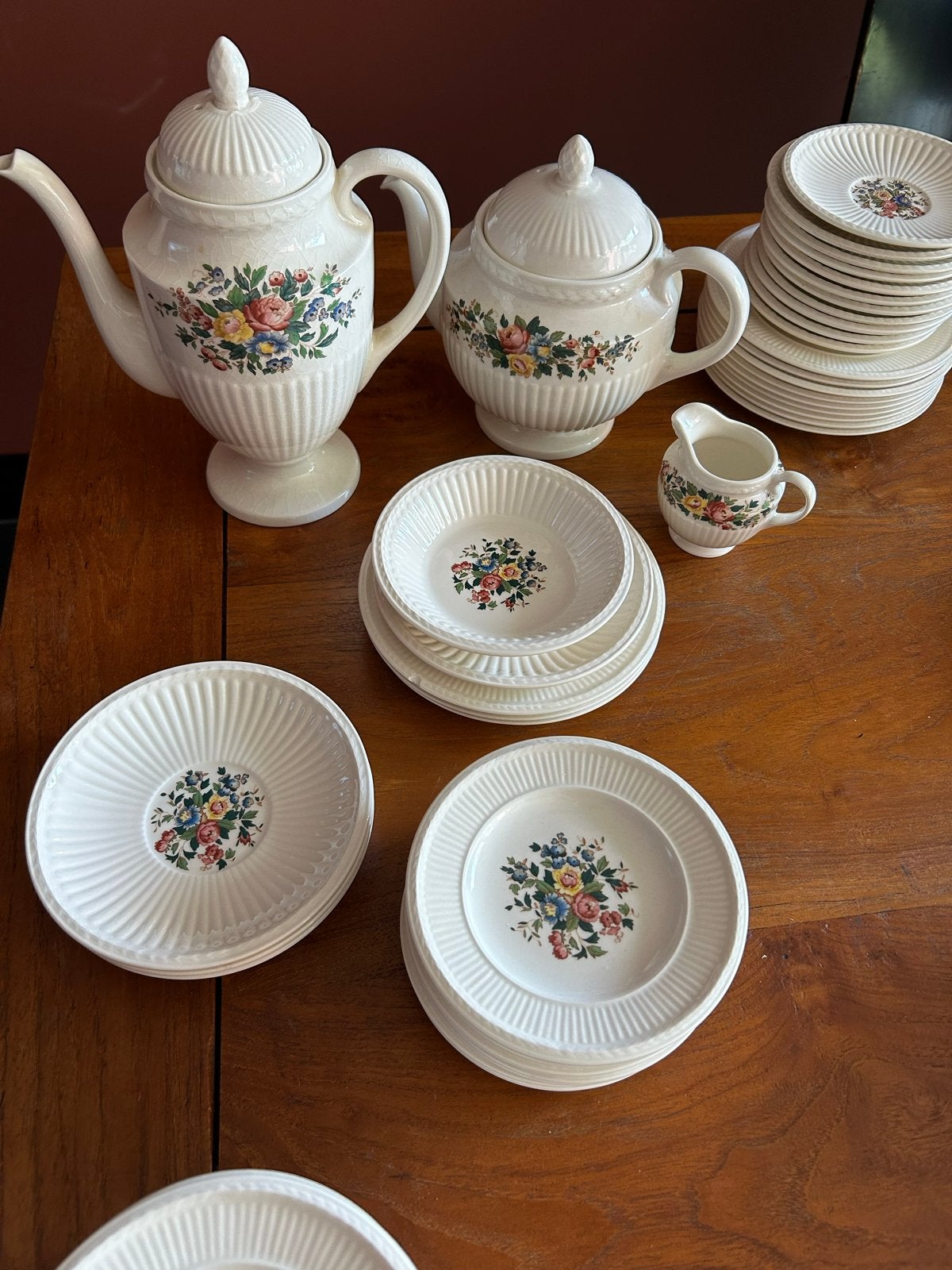 Uitgebreid Wedgwood Conway servies - 60+ stuks, Antiek en Kunst, Ophalen of Verzenden