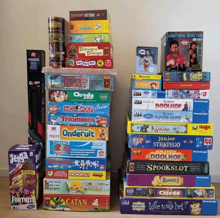 Ook los te koop! Grote collectie bordspellen en kaartspellen, Vijf spelers of meer, Ophalen of Verzenden, Zo goed als nieuw