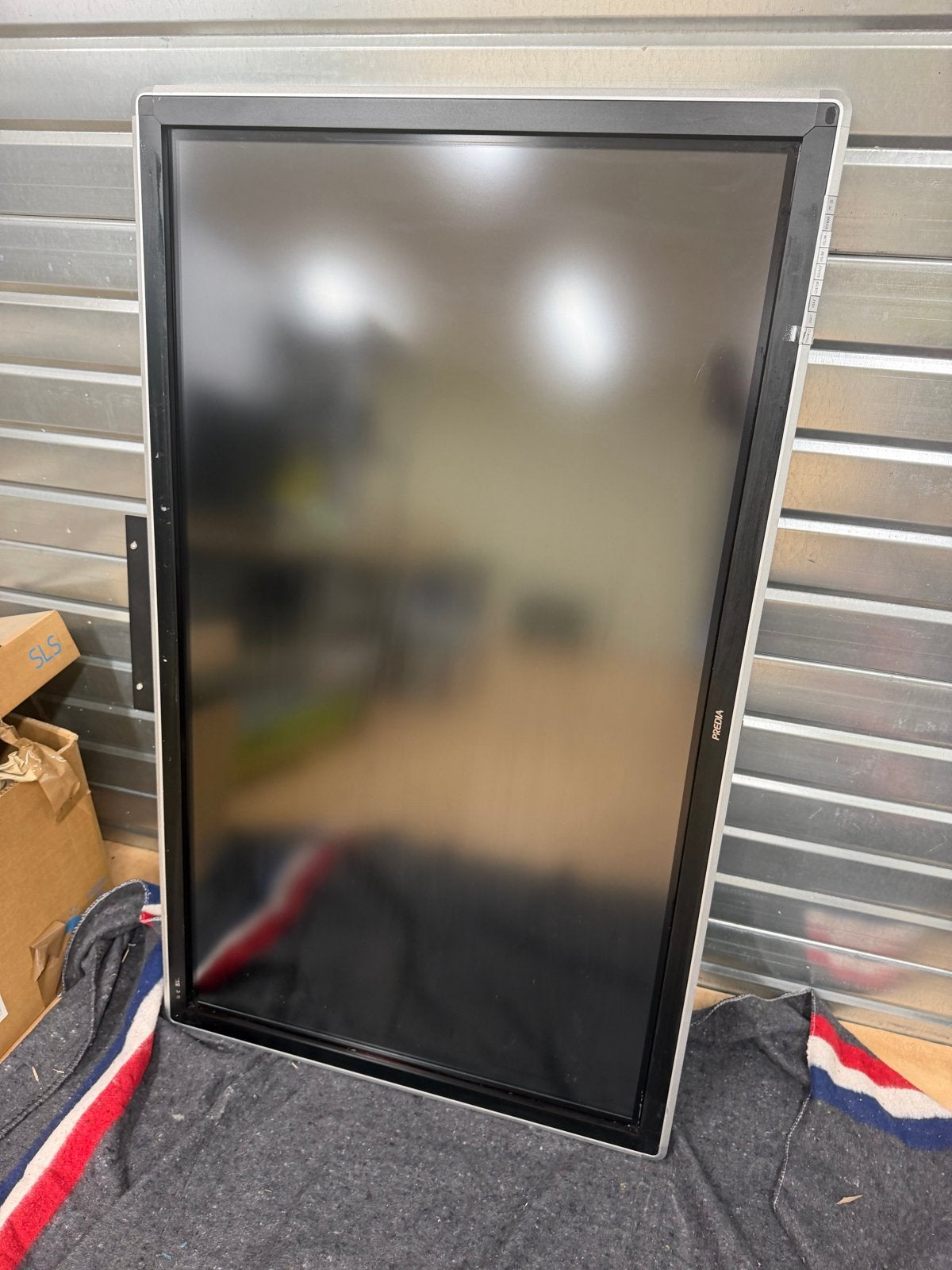 Predia OTS-055  Interactief IR Touch LCD Display 140 x 70 cm, Gebruikt, 50 Hz, LCD, 100 cm of meer