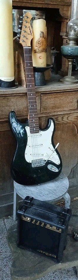 Aria STG-series elektrische gitaar met Aria AG-10 versterker, Overige merken, Gebruikt, Met versterker, Ophalen of Verzenden