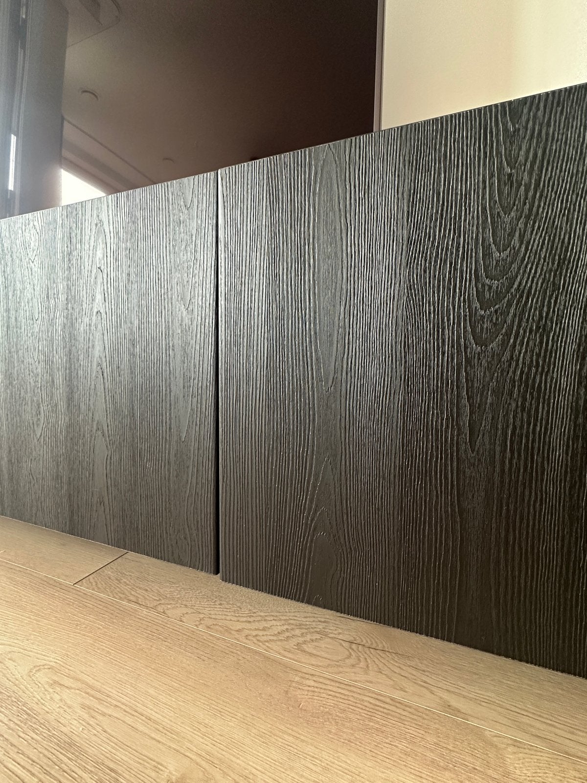 Ikea Besta TV-meubel zwartbruin Lappviken 180x42cm, Huis en Inrichting, Kasten | Televisiemeubels, Ophalen, Overige materialen