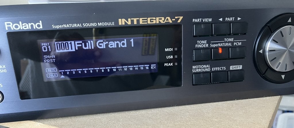 Foto 6 van Roland INTEGRA-7 SuperNATURAL Sound Module