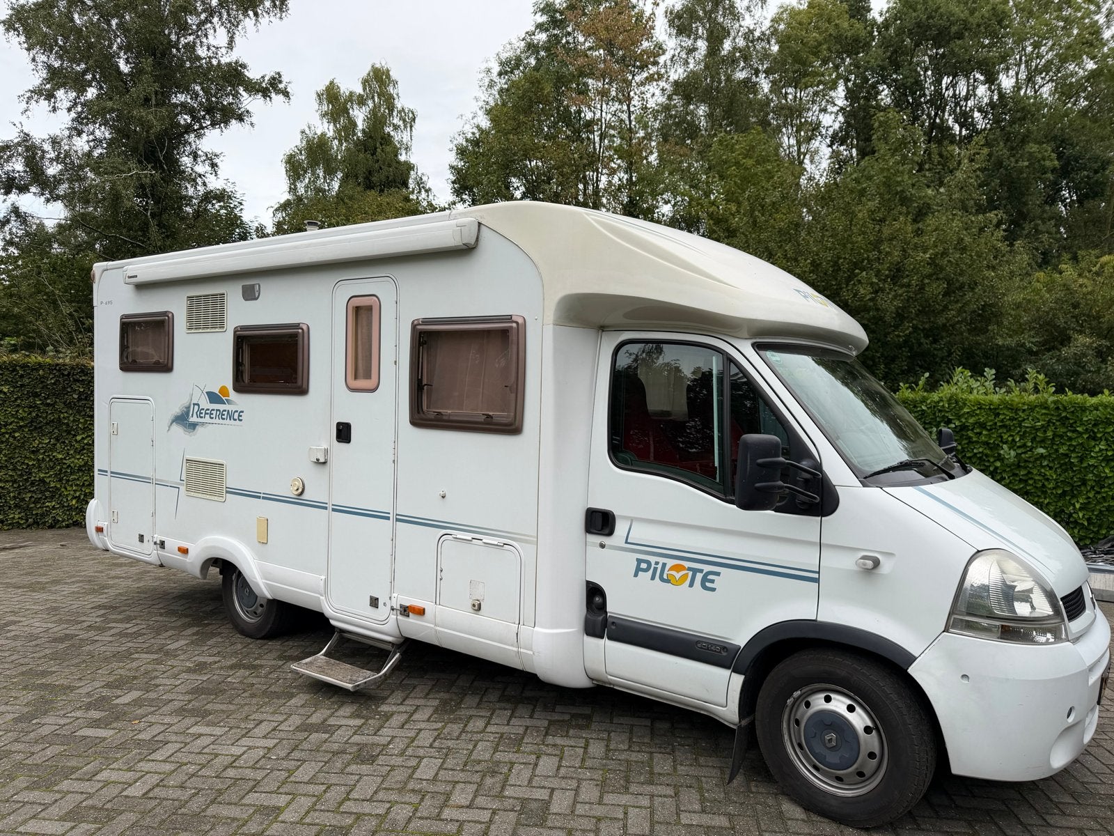 Pilote Reference P695 Camper - Ruim en Compleet, Caravans en Kamperen, Ringverwarming, Tot en met 3, Particulier, Kluisje