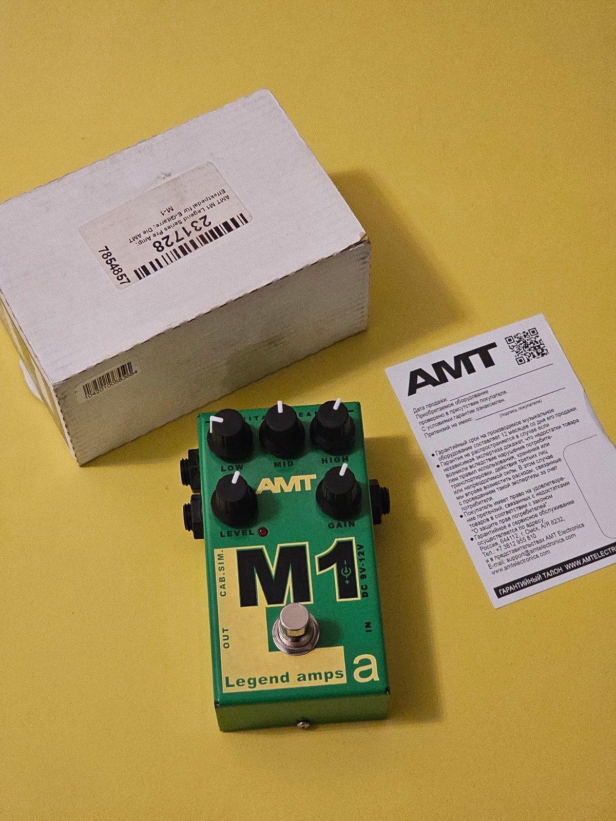 Foto 2 van AMT Electronics Legend Amps M1 JFET Gitaar Preamp