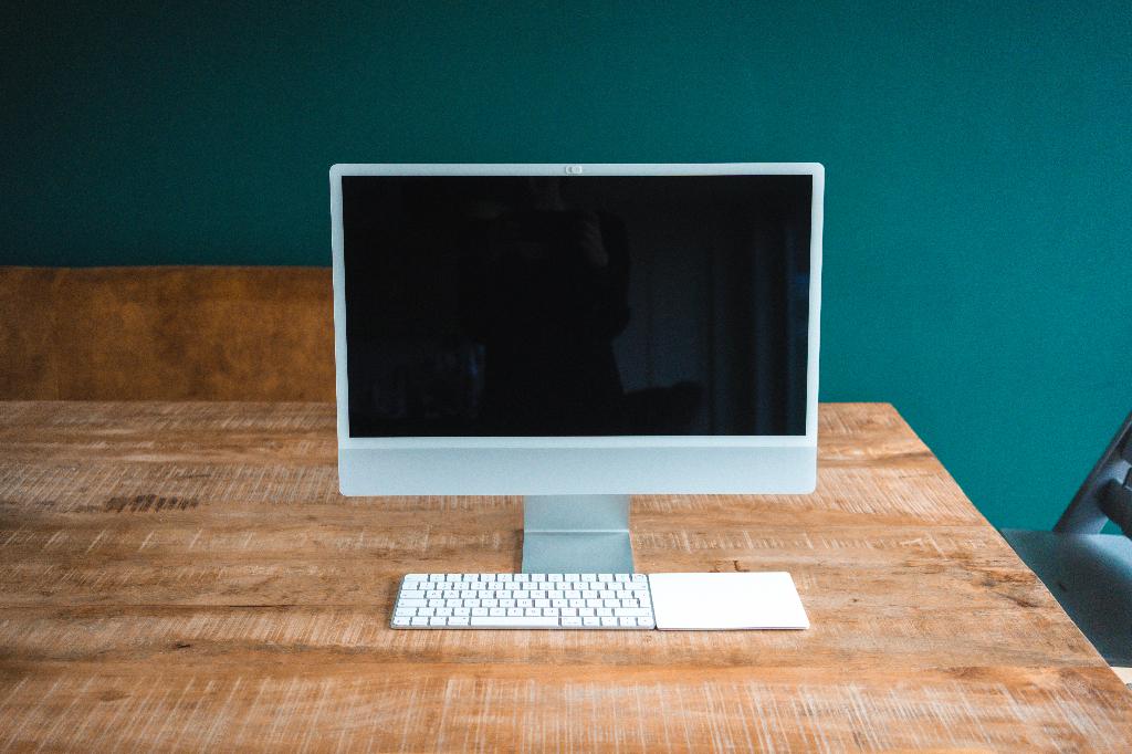 iMac M1 2TB 16GB | zilver | maart 2022, Computers en Software, Apple Desktops, Zo goed als nieuw, iMac, SSD, 3 tot 4 Ghz, 16 GB