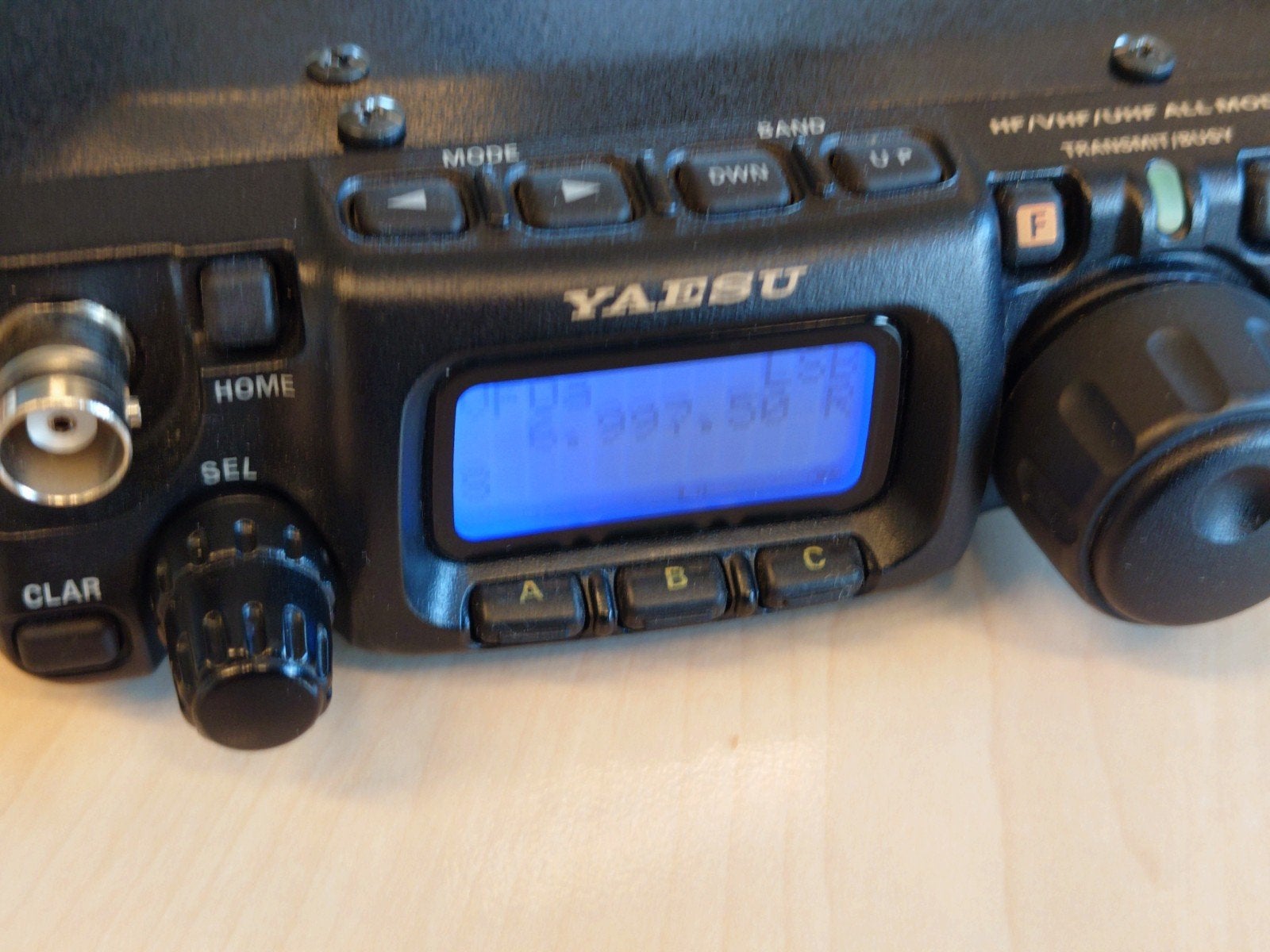 Yaesu FT-818nd transceiver, compleet, Telecommunicatie, Zenders en Ontvangers, Ophalen of Verzenden, Zo goed als nieuw