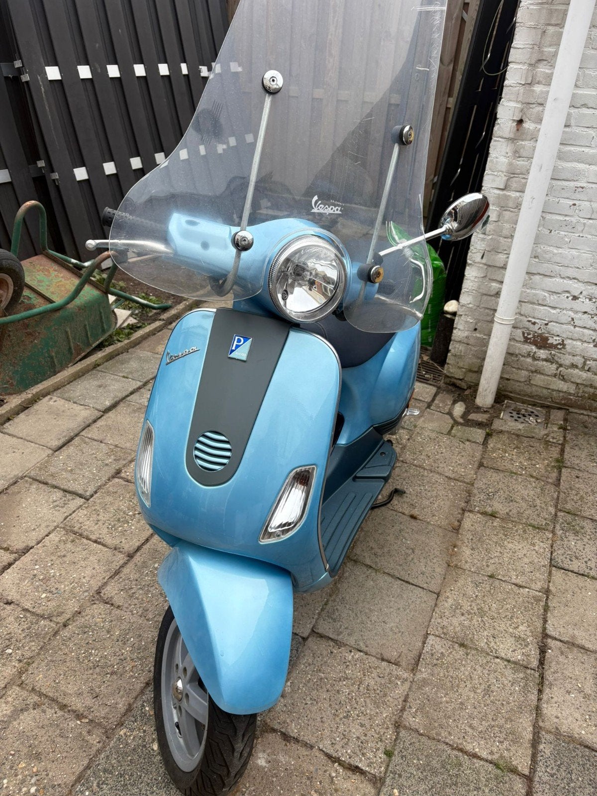 Hele nette vespa in nieuwstaat te koop of te ruil, Ophalen of Verzenden, Zo goed als nieuw, Benzine, Overige modellen