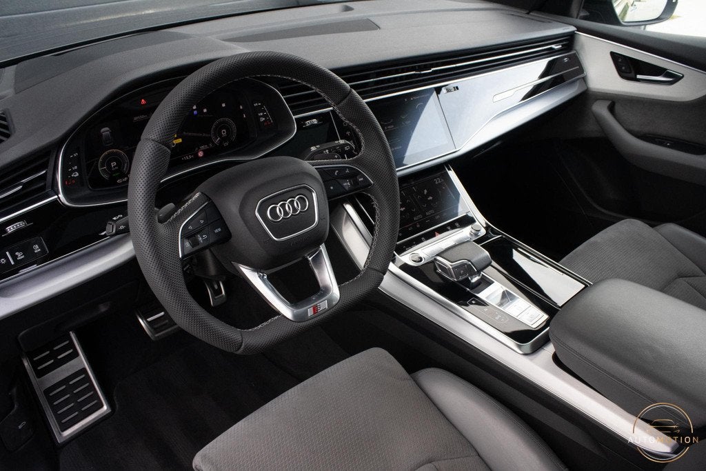 Audi Q8 60 TFSI e quattro Competition SQ8 PANO CAM ACC LANE, Automaat, Gebruikt, Euro 6, 2995 cc