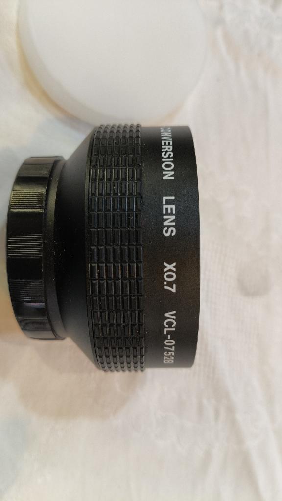 Sony VCL-0752B wide conversion lens 0.7x, Ophalen of Verzenden, Zo goed als nieuw, Groothoeklens