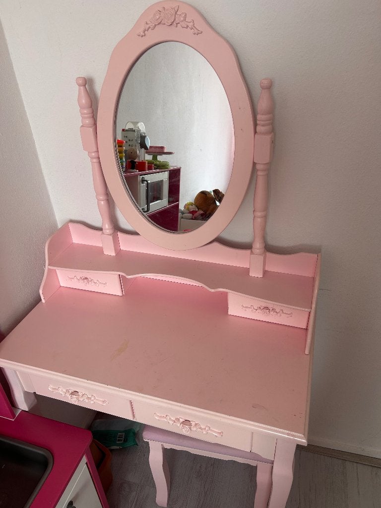 Kaptafel roze, Ophalen, Zo goed als nieuw