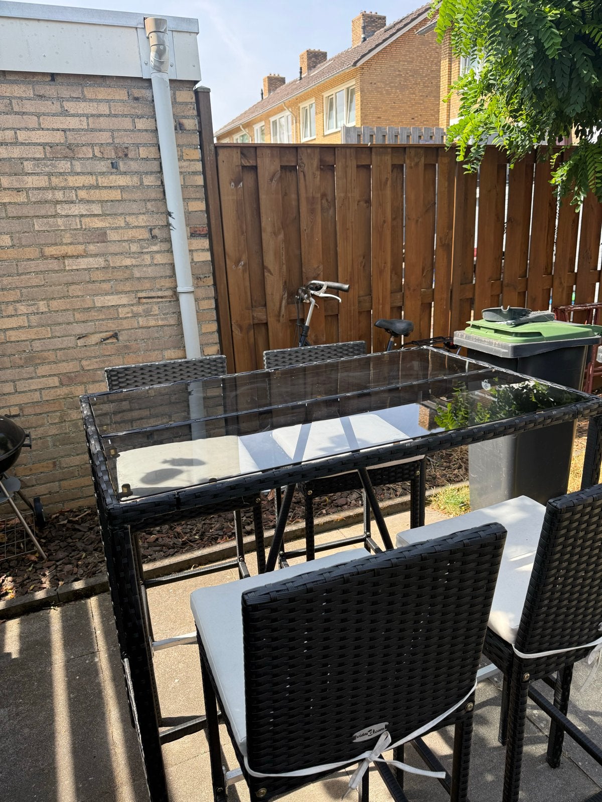 VidaXL bartafel met 4 barkrukken en kussentjes, Tuin en Terras, Ophalen, Gebruikt, Rechthoekig, Wicker