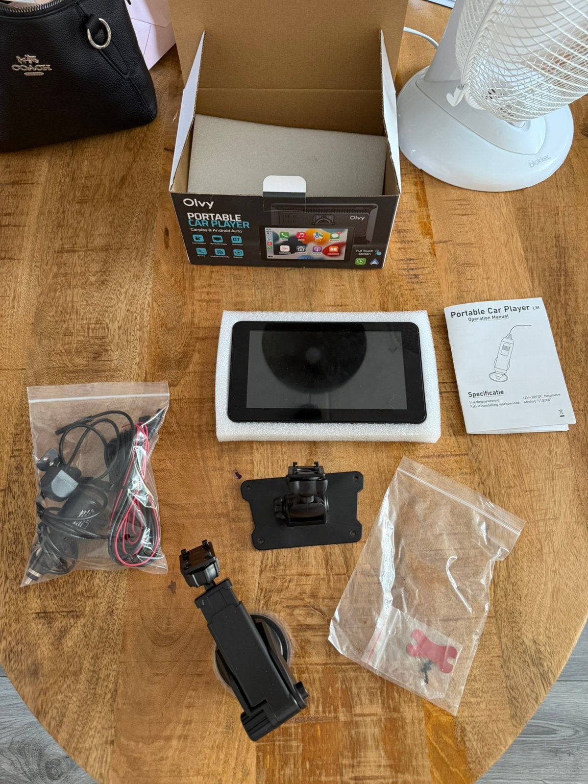 Olvy carplay 7 inch met achteruitrij camera, Ophalen, Zo goed als nieuw