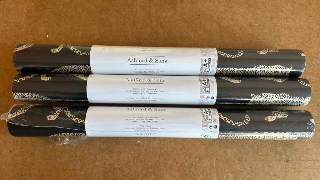 3 rollen Ashford & Sons behang met luipaardprint, Ophalen, 10 tot 25 m², Zwart